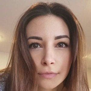 alinity age|Alinity: Bio, Wiki, Age, Real Name, Height, Family, Career, Twitch。